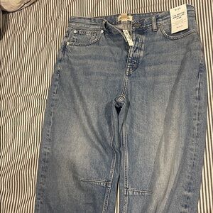 Madewell women’s darted barrel-leg Jean